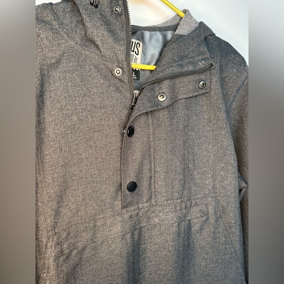 Zumiez - dravus windbreaker with front pouch and pockets. Button up quarter zip - Picture 3 of 7